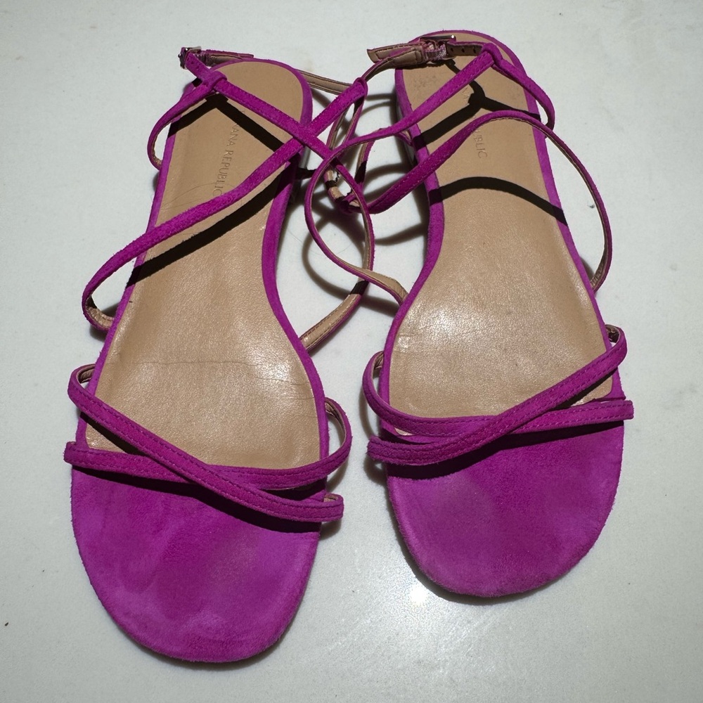 Banana Republic Fuchsia Strappy Sandals Elegant Suede